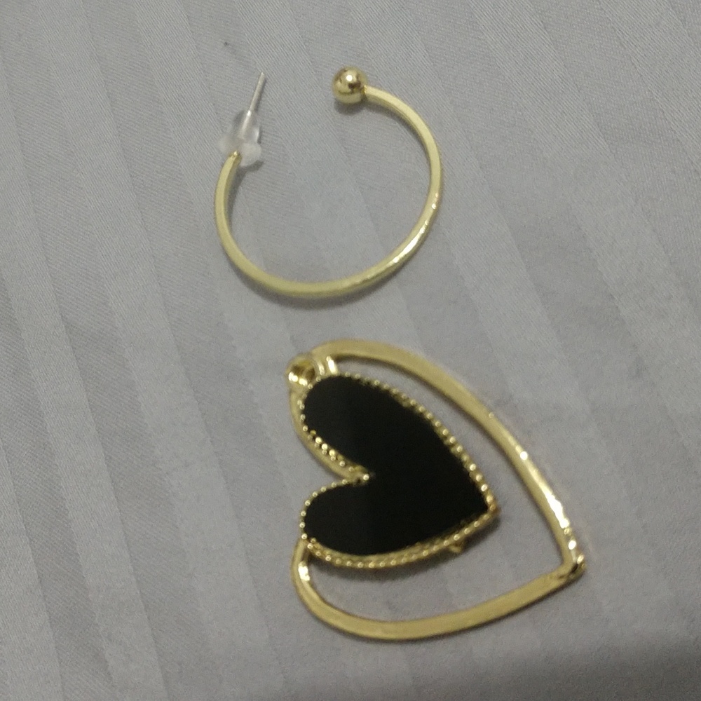 Black Heart Earrings Gold-tone Hoop Dangle Mix & Match Asymmetrical Tassel - Picture 15 of 16